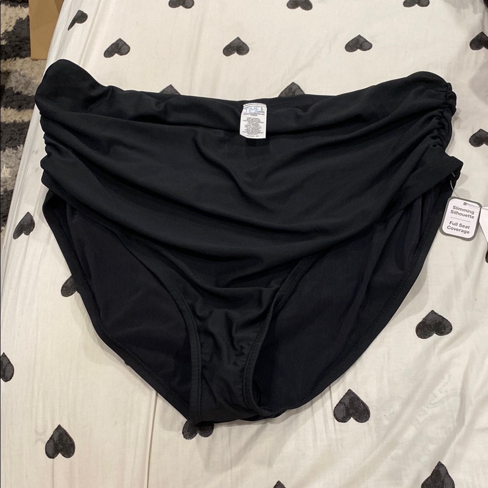 Time and Tru Black Shorts with Classic Design
